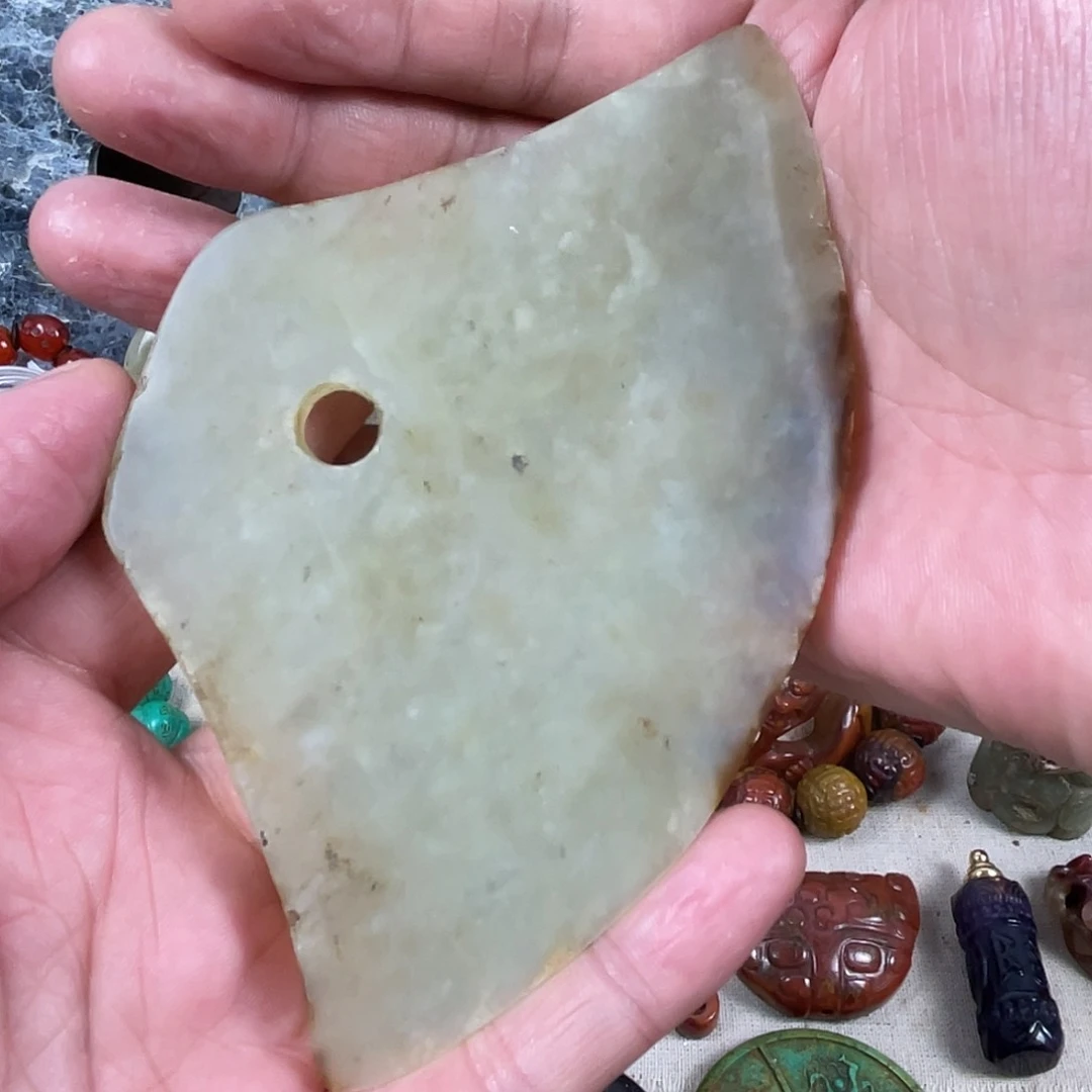 未镶嵌和田玉（糖玉）挂件