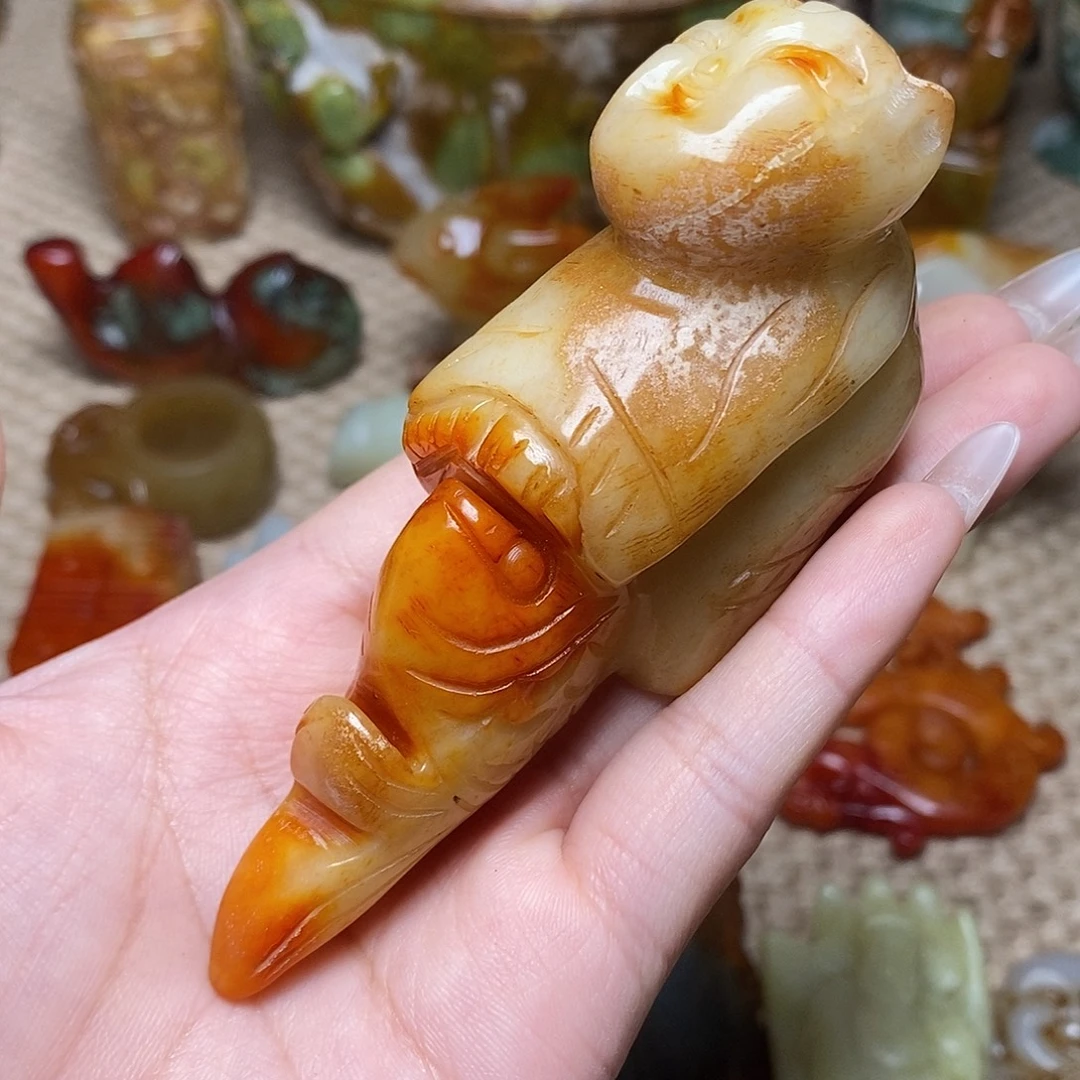 未镶嵌蛇纹石玉颈饰