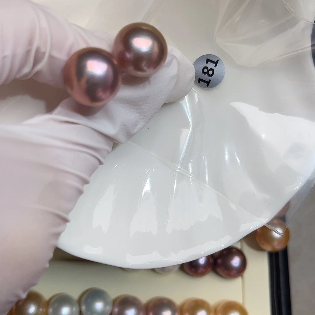 银S925镶嵌耳饰淡水珍珠