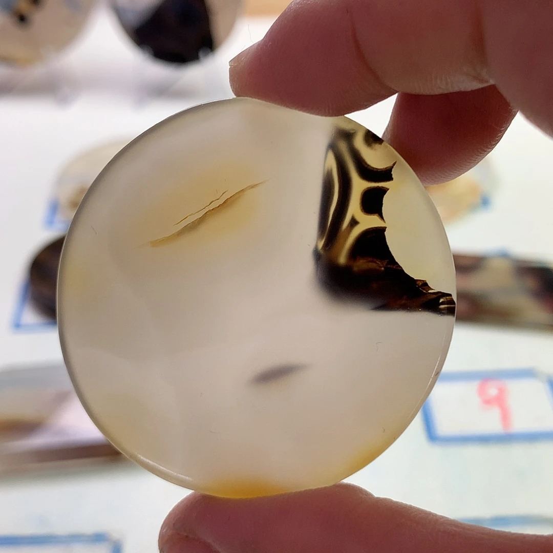 玛瑙/玉髓未镶嵌珠宝半成品