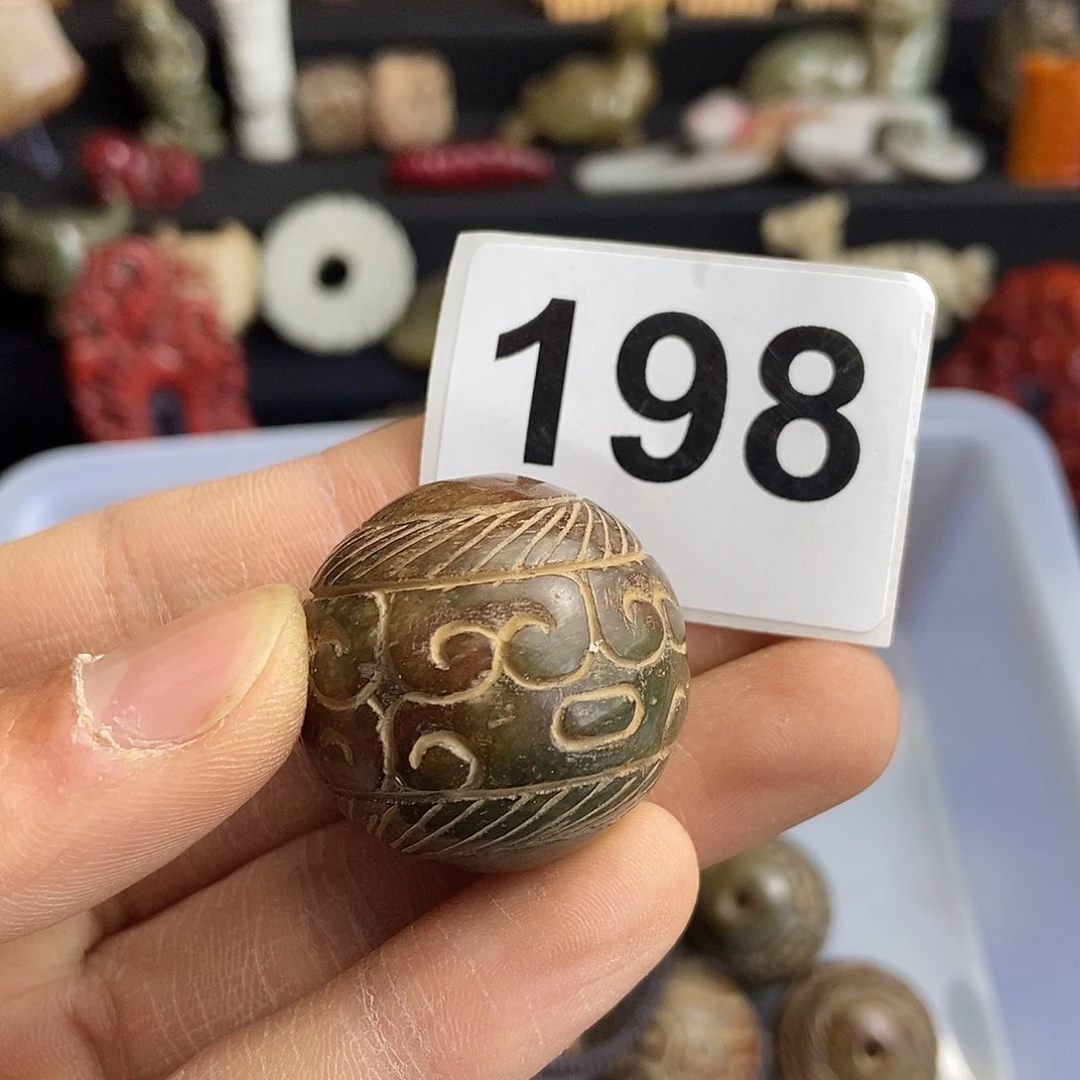 和田玉饰品未镶嵌