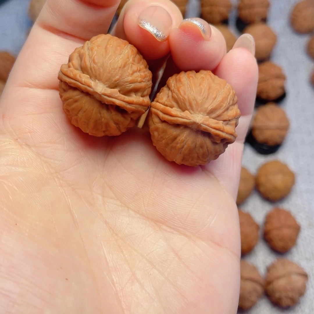 文玩核桃把件小铃铛