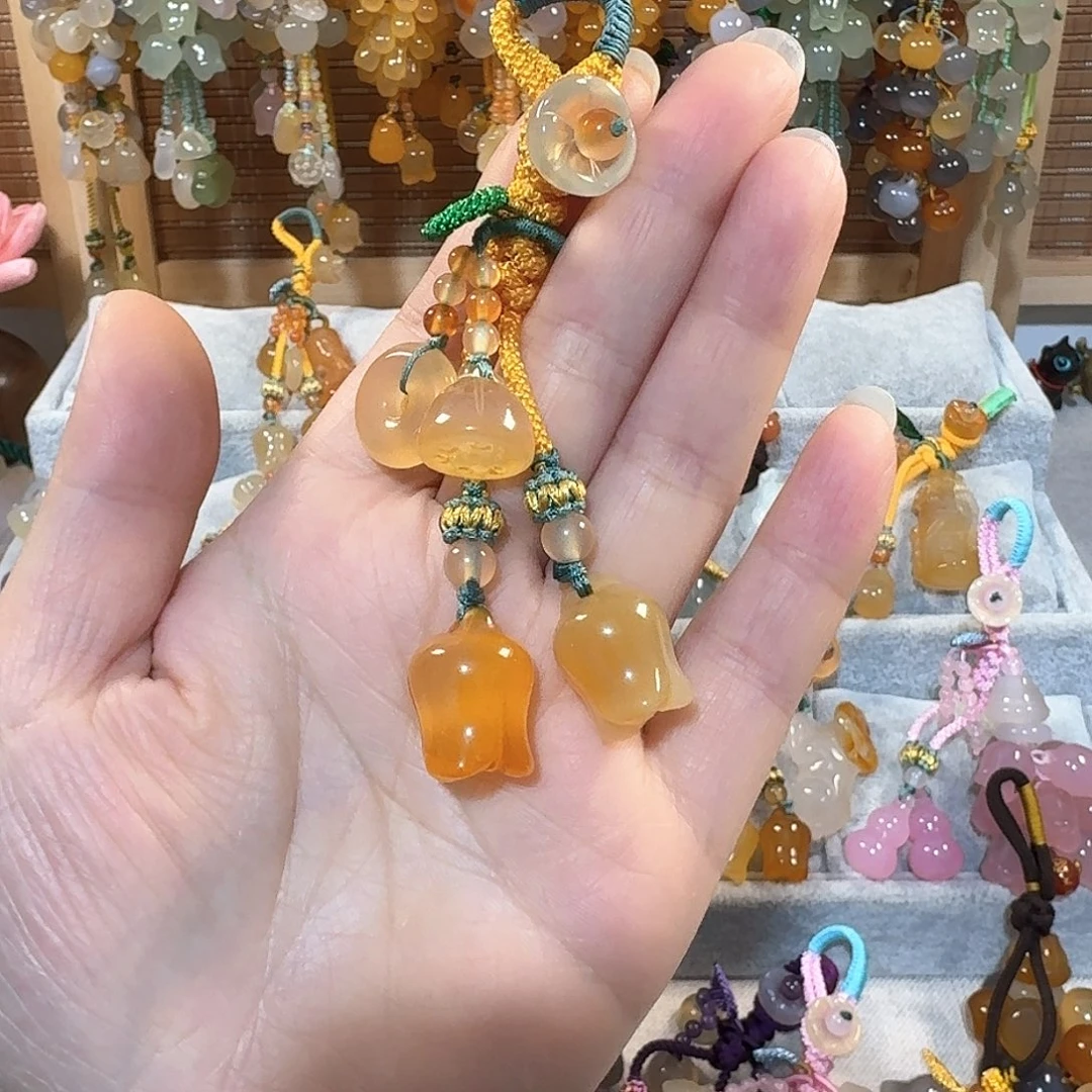 玛瑙/玉髓天然玉髓玛瑙通货不挑不拣带有包容点未镶嵌北*籽