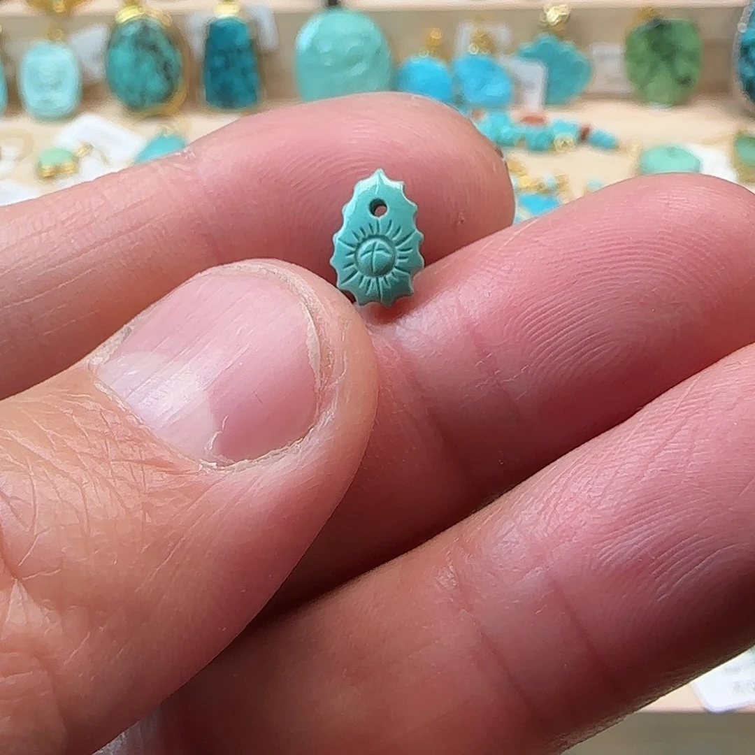 绿松石未镶嵌珠宝半成品