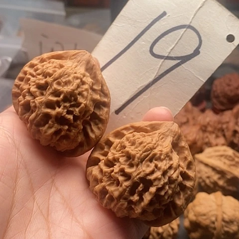 桃核吊坠43全品斜三角秤砣