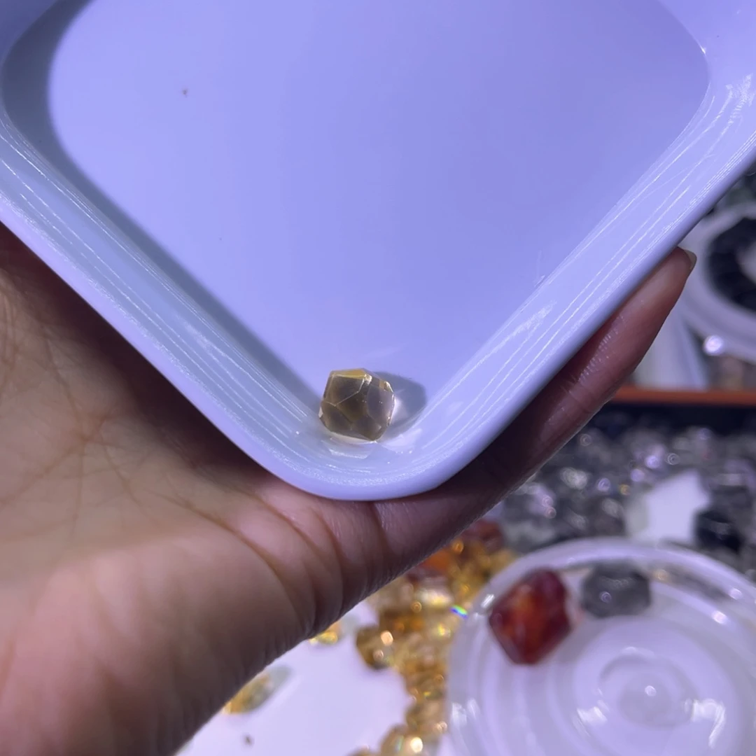 未镶嵌珠宝半成品水晶?***苔5打孔