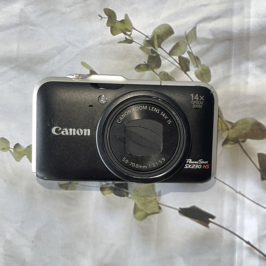 95新 Canon/佳能 佳能sx230hs黑色带实况弹射式闪光灯出片好