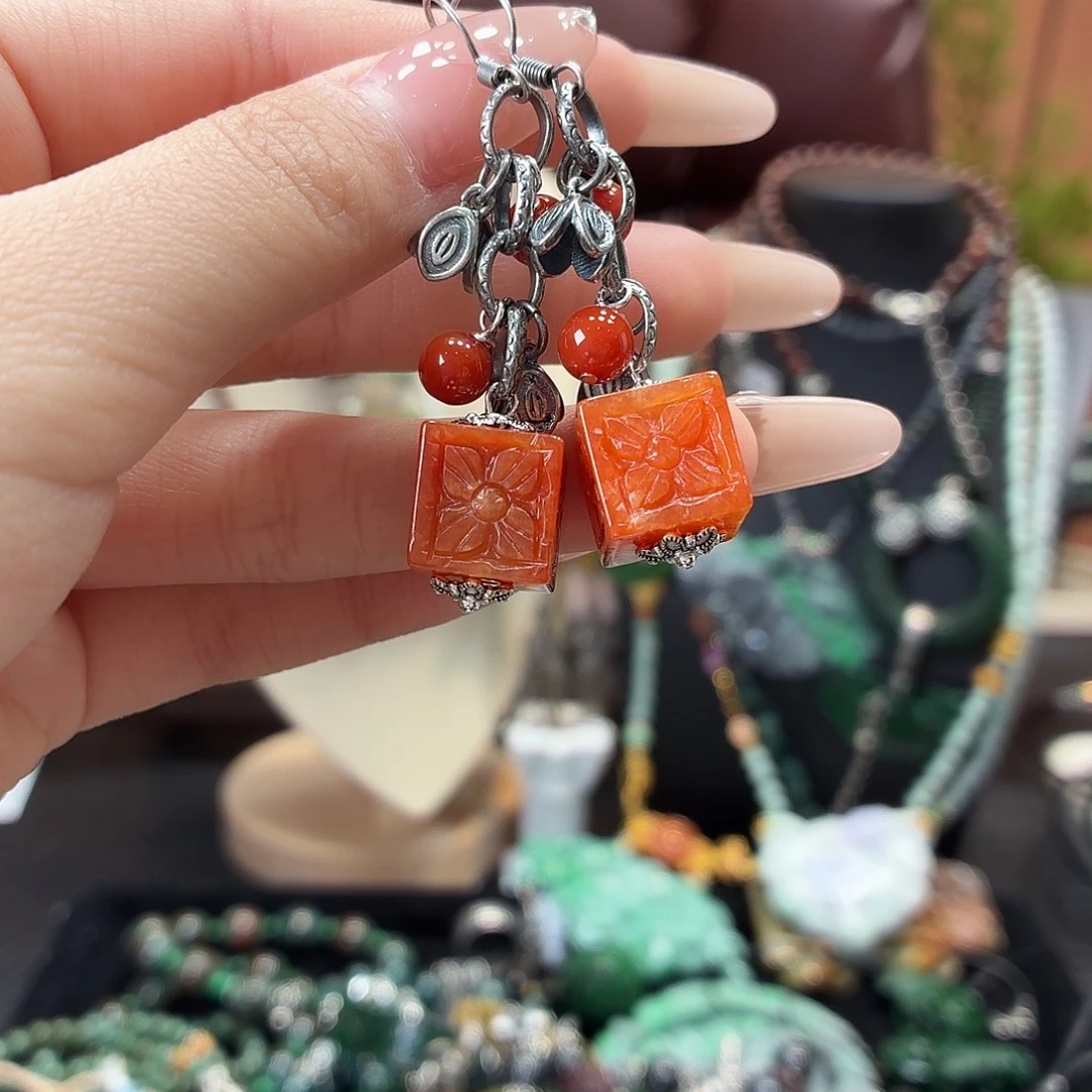 翡翠未镶嵌耳饰耳饰