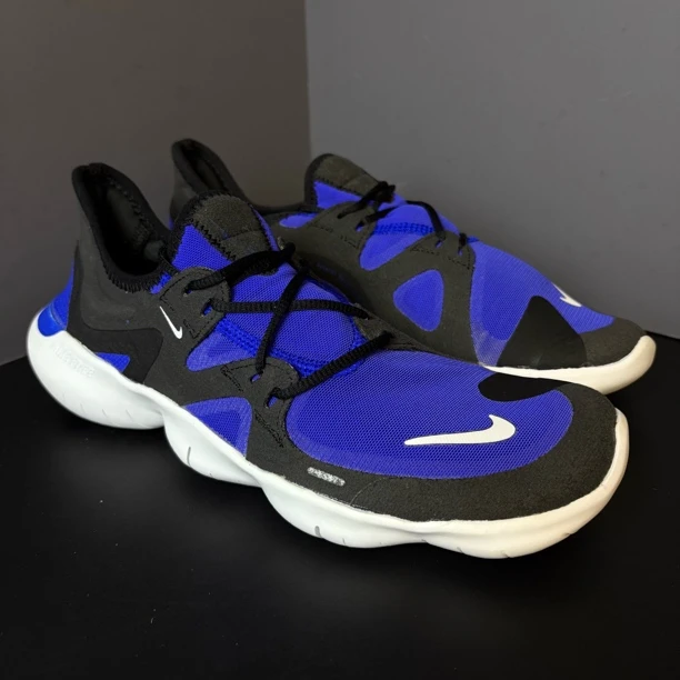 95新 MM6 40.5码 Free RN 5.0 赤足5.0 跑鞋 男款 蓝黑拼色 无盒