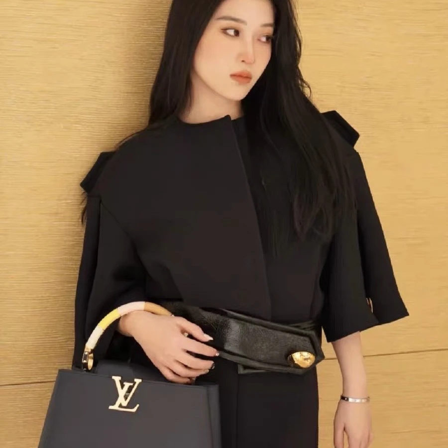 未使用 LouisVuitton/路易威登 D500023/23款大纽扣拼接外套/38码