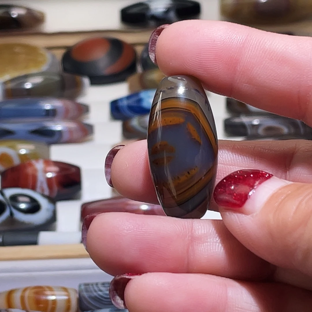 M***Y玛瑙/玉髓未镶嵌颈饰