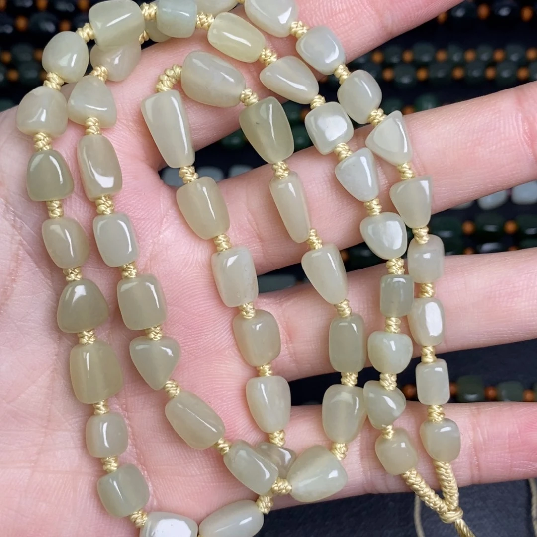 和田玉颈饰未镶嵌14