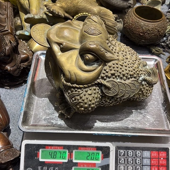 微瑕疵黄铜摆件工艺品