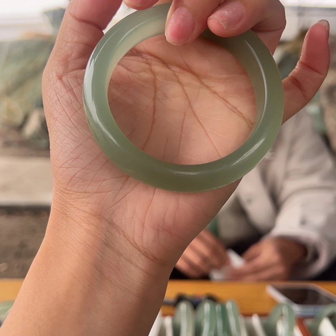 绿东陵冰晴水手镯