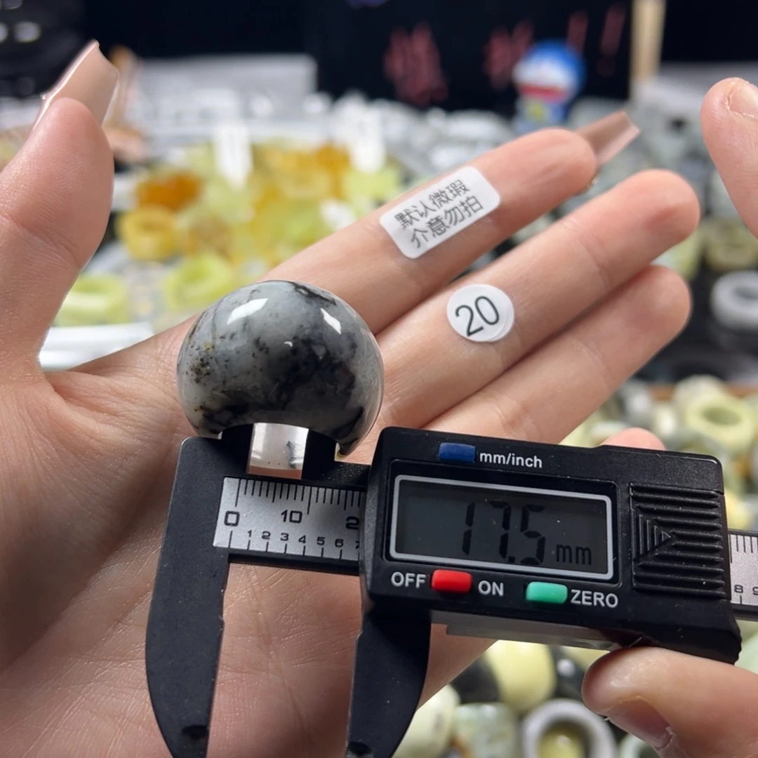 蛇纹石玉未镶嵌戒指