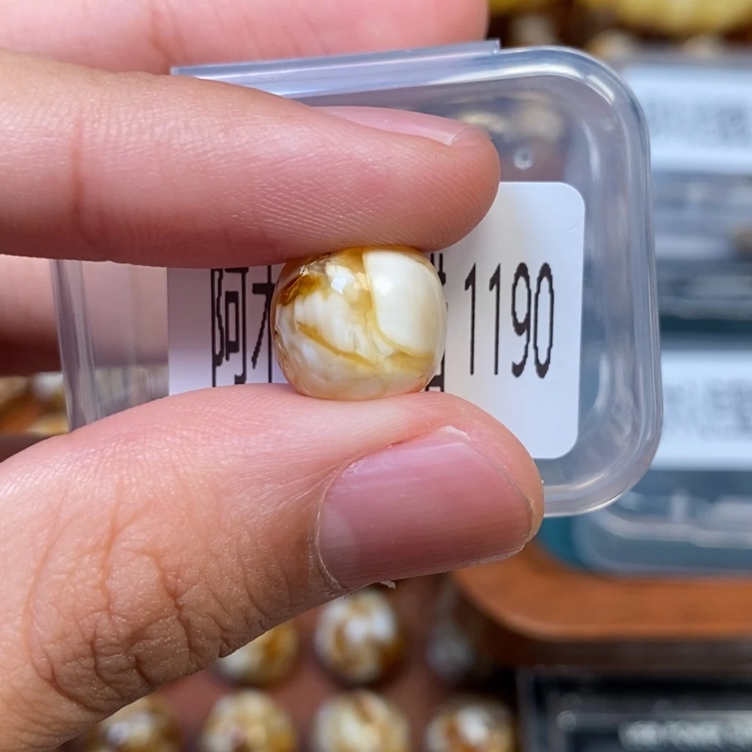猴头核桃把件沁色圆珠老型1190