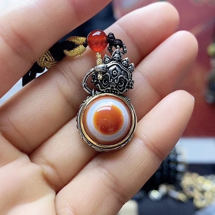 玛瑙/玉髓合金颈饰