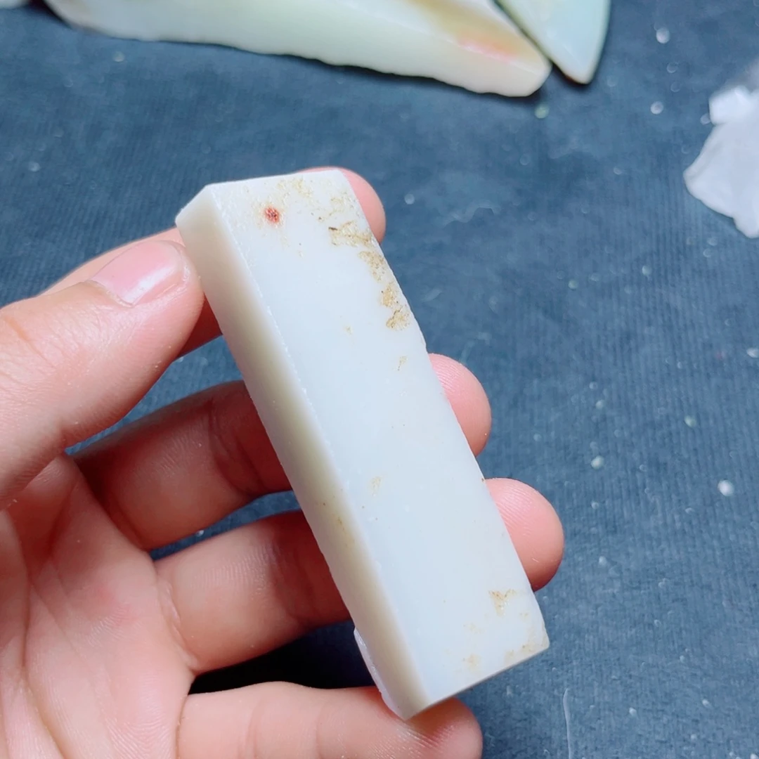 未镶嵌和田玉珠宝奇石