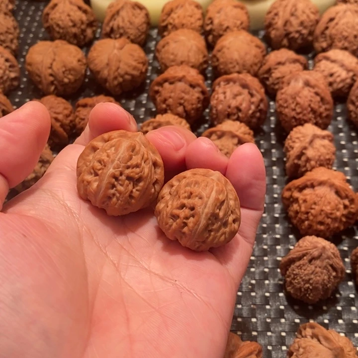 吊坠文玩核桃温****?元宝