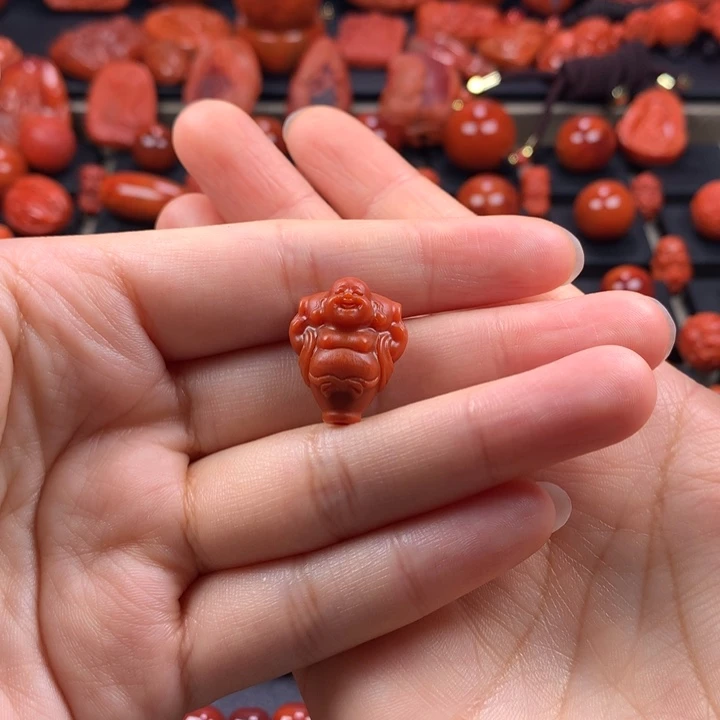 未镶嵌弥勒佛三通17MM南红玛瑙