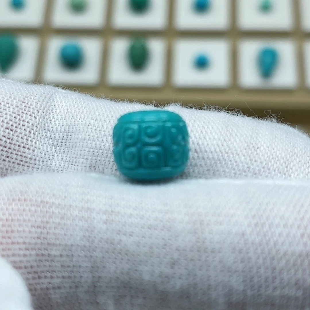 绿松石珠宝奇石未镶嵌知****山