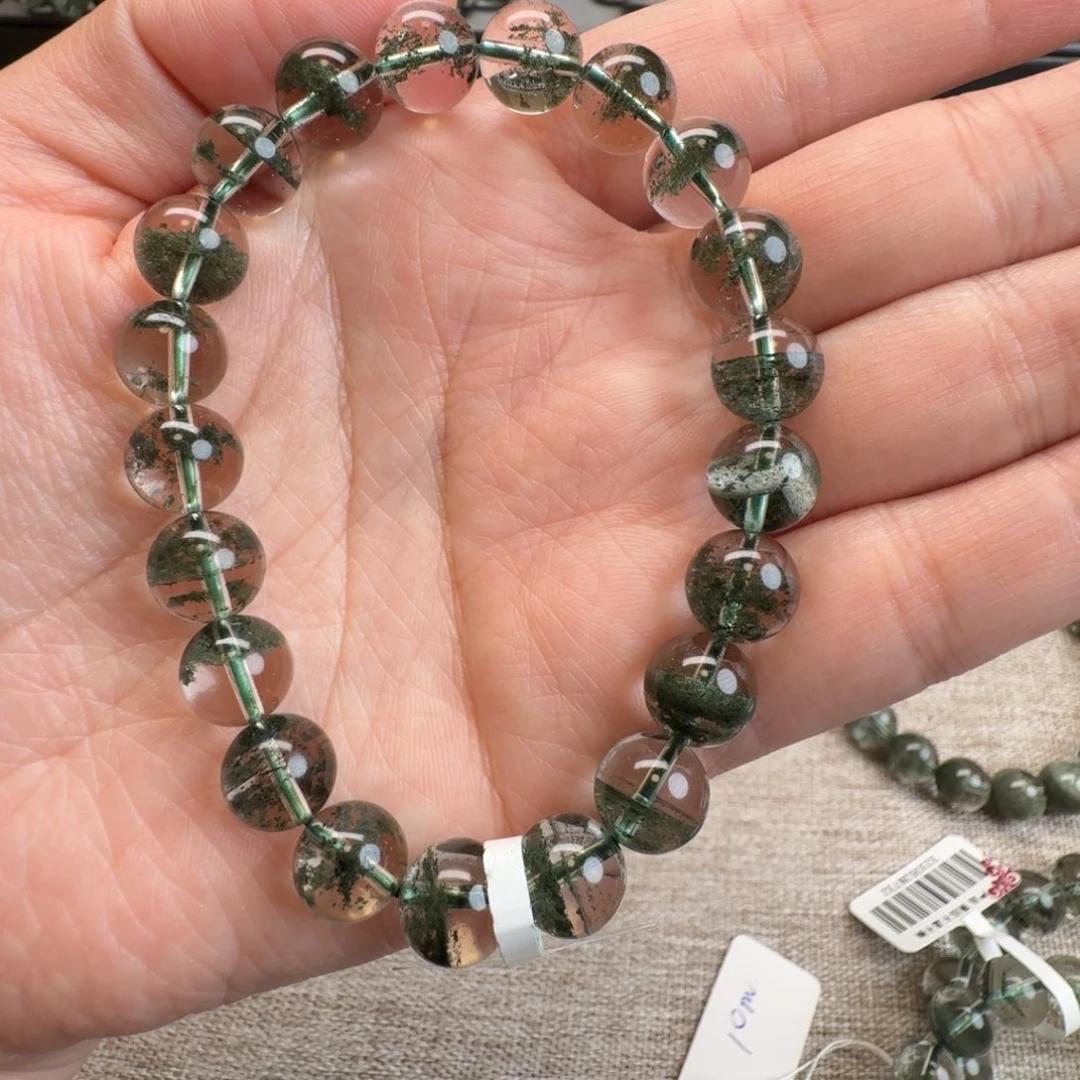 水晶手链未镶嵌带****?天然