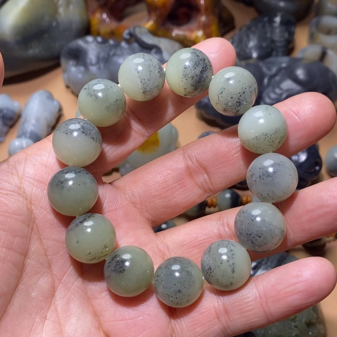 和田玉把件未镶嵌