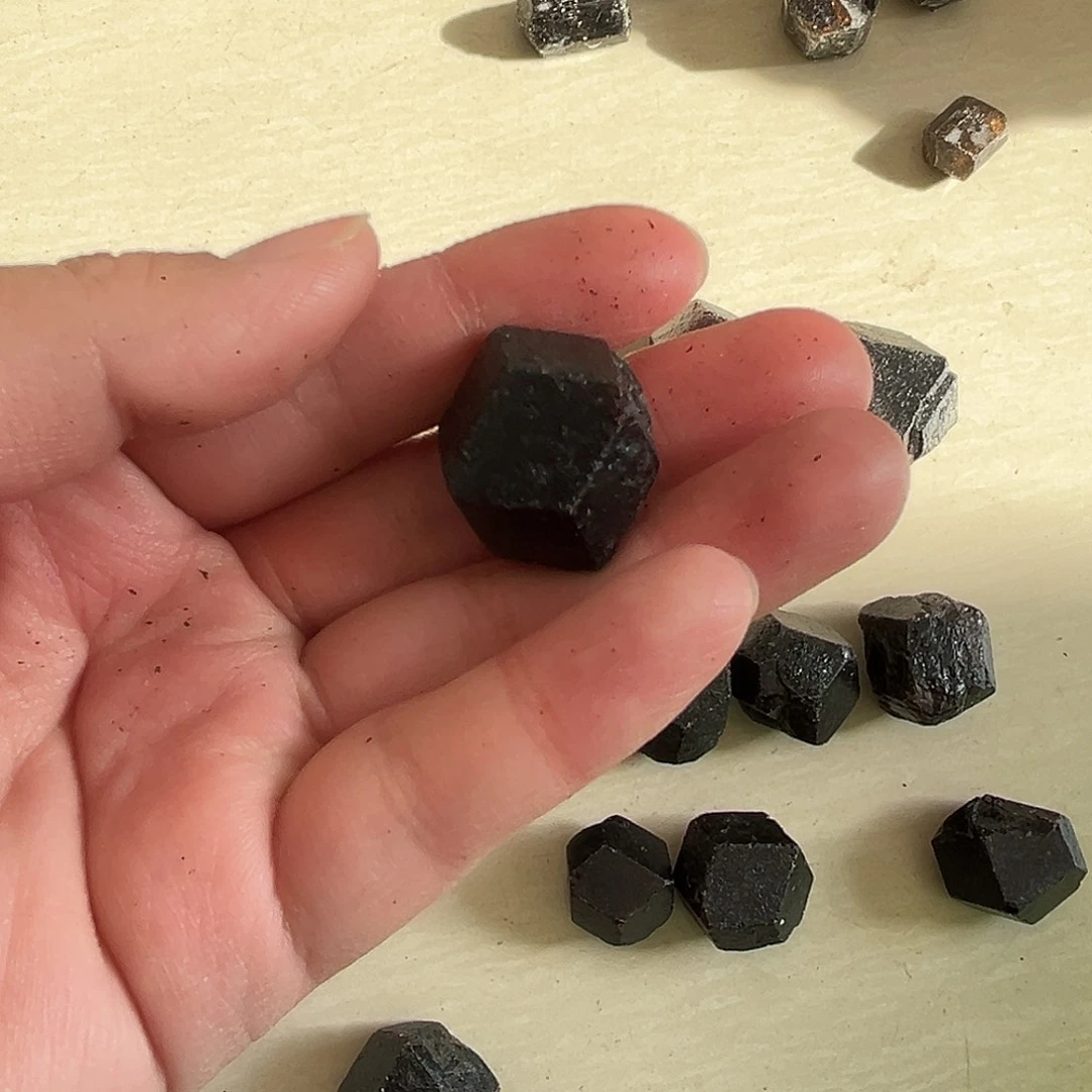 寿****珠宝半成品未镶嵌水晶