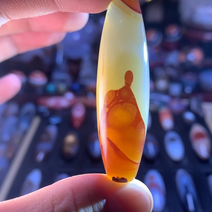 玛瑙/玉髓颈饰未镶嵌