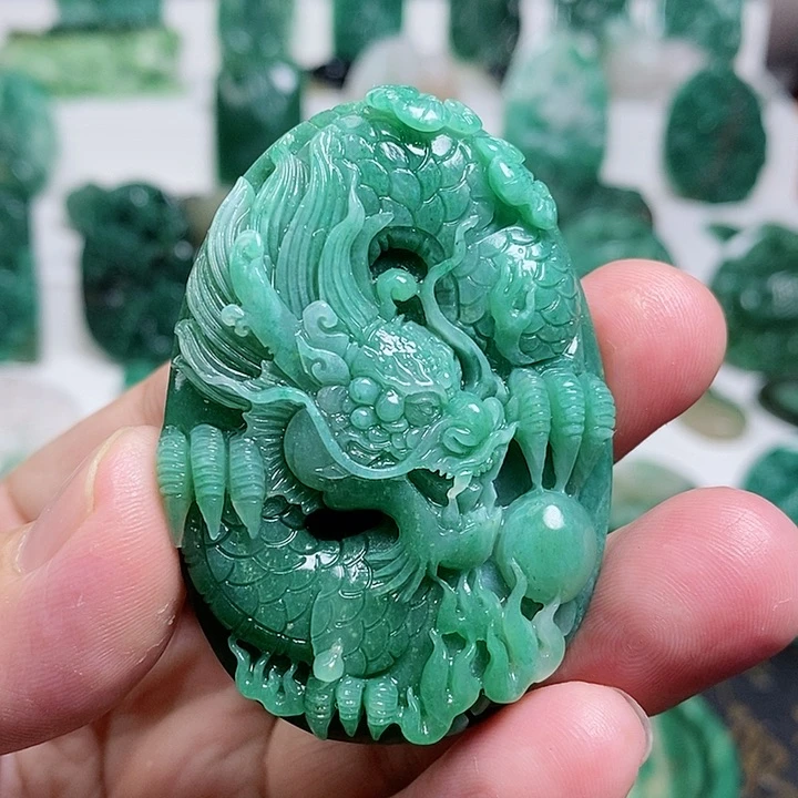 未镶嵌独山玉颈饰