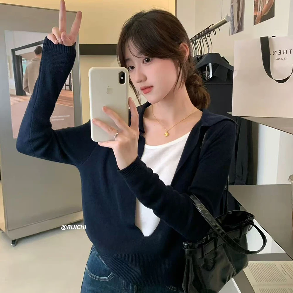 2025韩版秋季新款高级感简约假两件V领纯色显瘦长袖针织衫上衣女