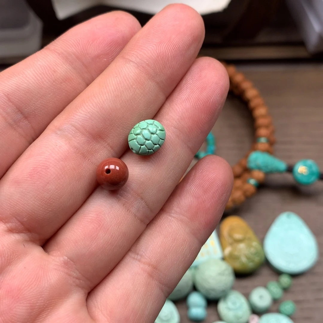 南红玛瑙未镶嵌雕刻