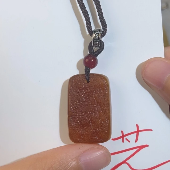 未镶嵌琥珀珠宝奇石