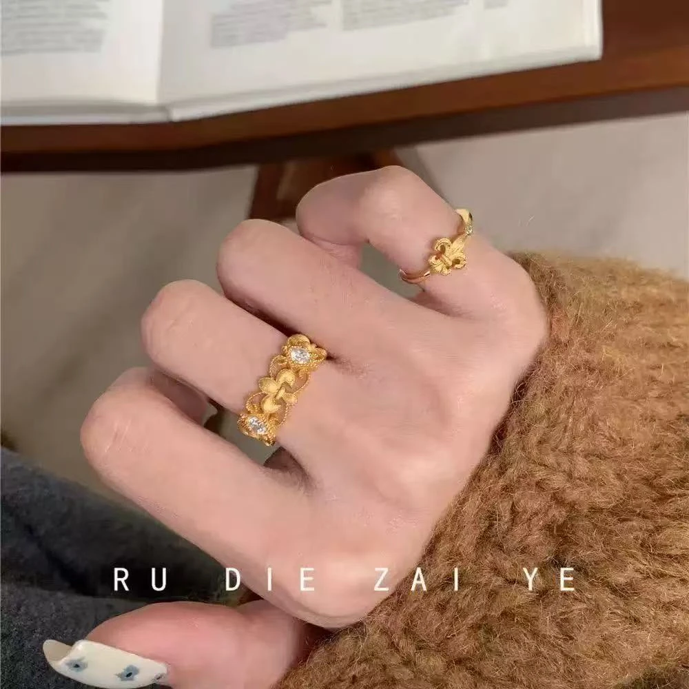 铜合金仿珍珠戒指 鹫尾花金色女指环复古宫廷素款百搭小众可调节