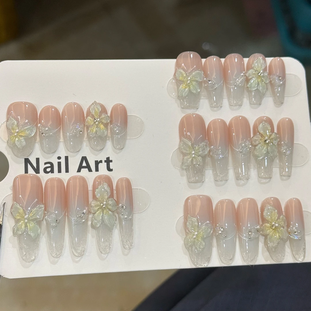 【霜蝶花语】——财财穿戴甲