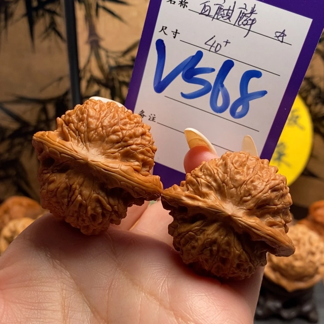 文玩核桃把件血麒麟40