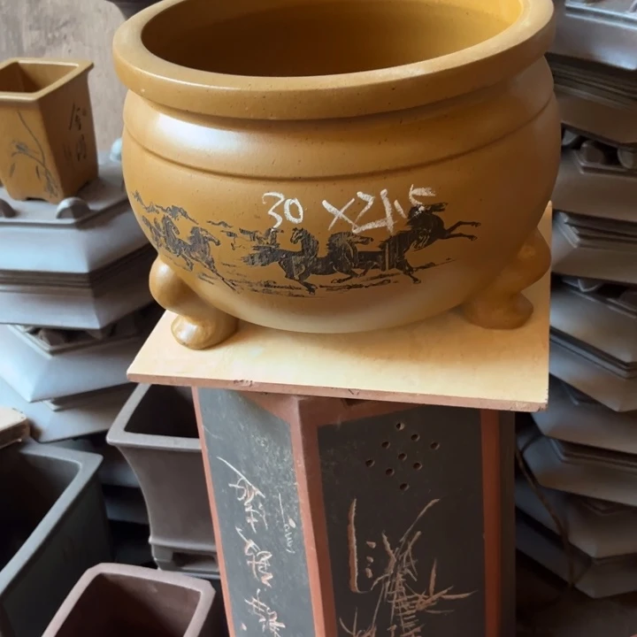 紫砂花盆紫砂花盆