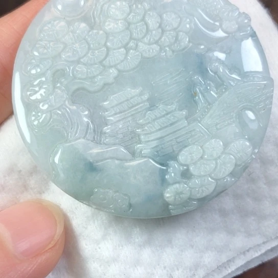 翡翠未镶嵌颈饰缅甸A货，每天下午1点半开播
