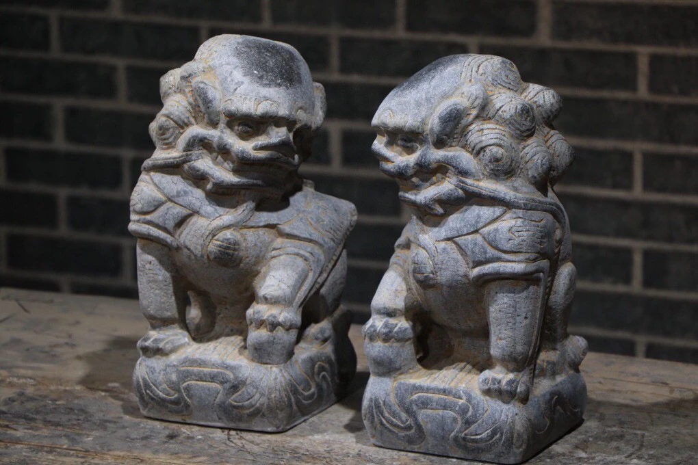 【山西青石雕刻对狮摆件】方正14厘米，高30厘米！