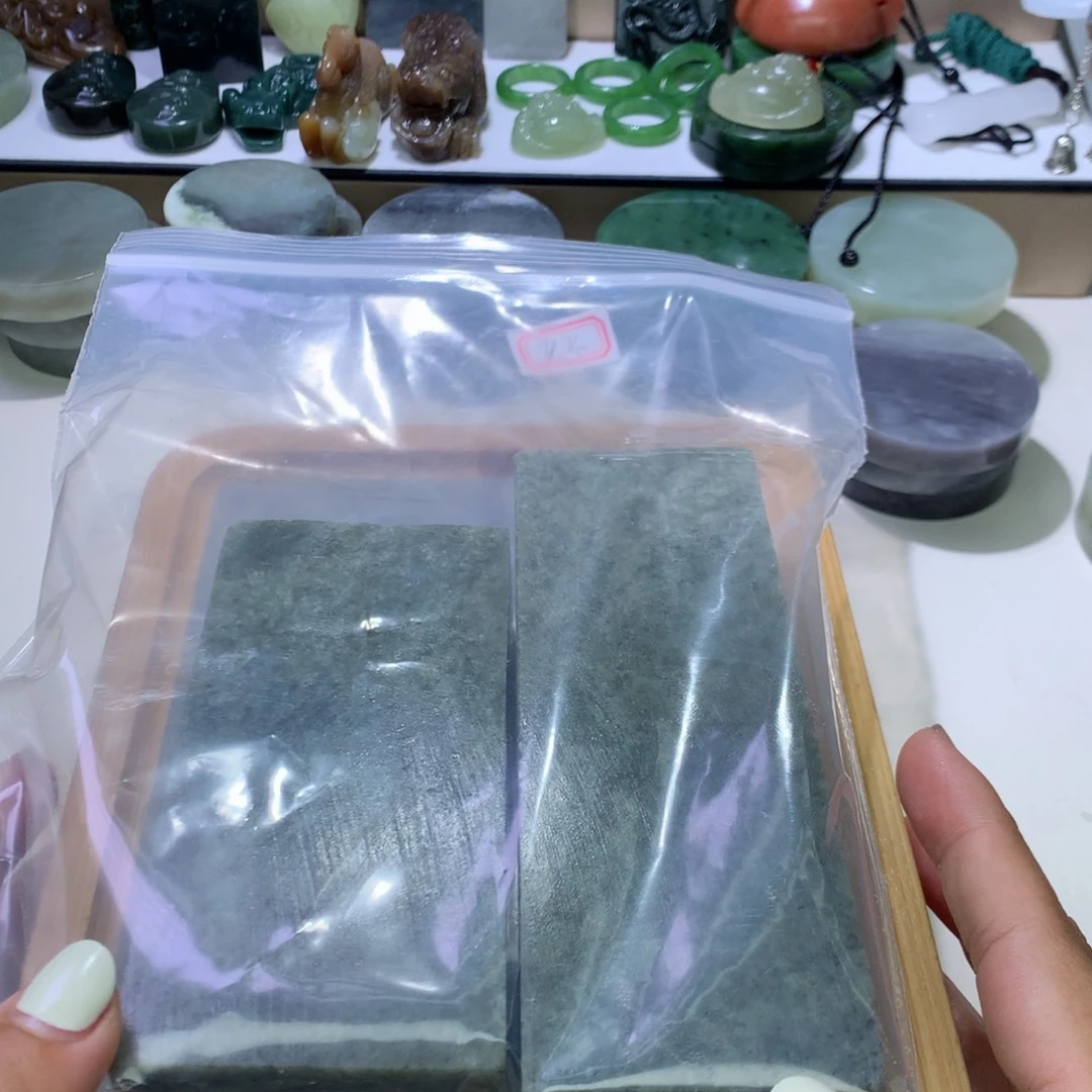用***飞和田玉（糖玉）未镶嵌珠宝半成品