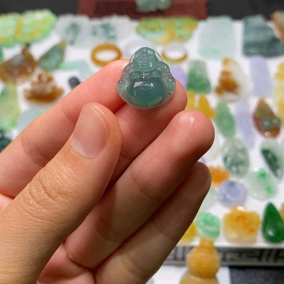 定制翡翠未镶嵌吊坠