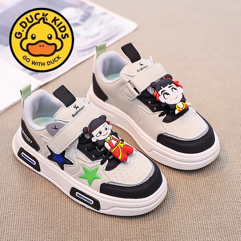 小黄鸭新款哪吒爆款春秋男女板鞋透气运动鞋宝宝男童童鞋女童