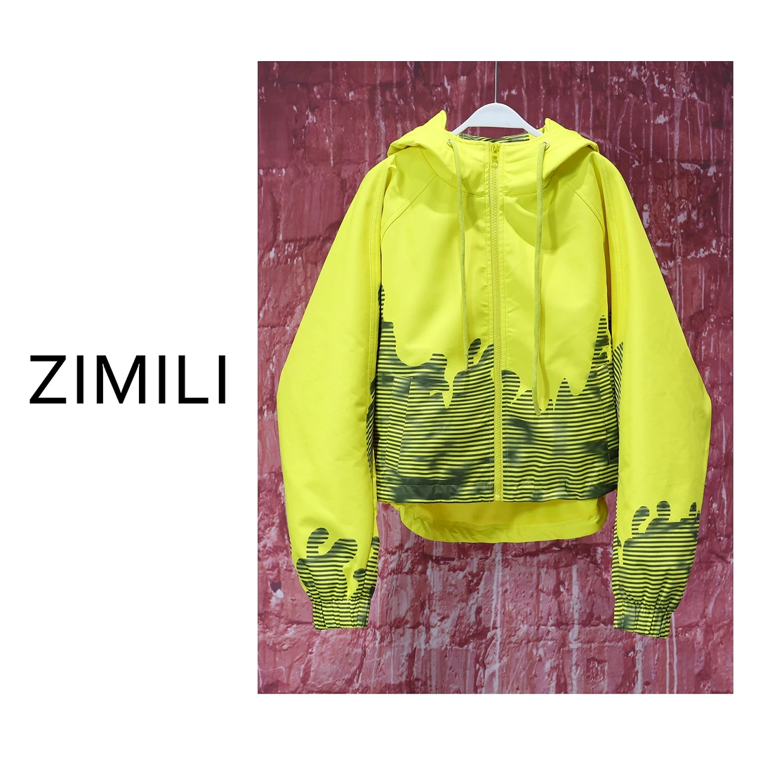 【子秋女装】2025设计师鹅黄色水墨印花廓形垂坠顺滑连帽外套6038