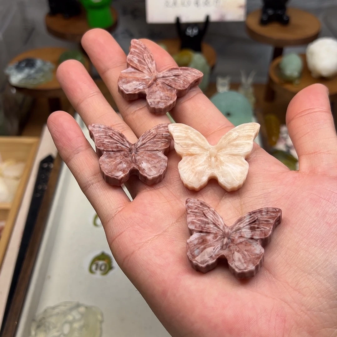 昼***作蛇纹石玉合金吊坠(赠链)