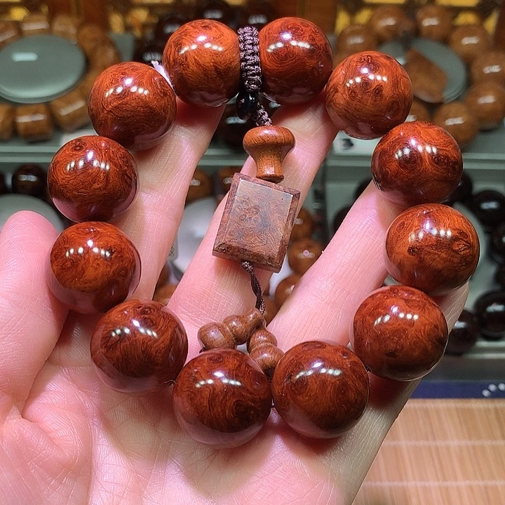 黄花梨/降香黄檀默*