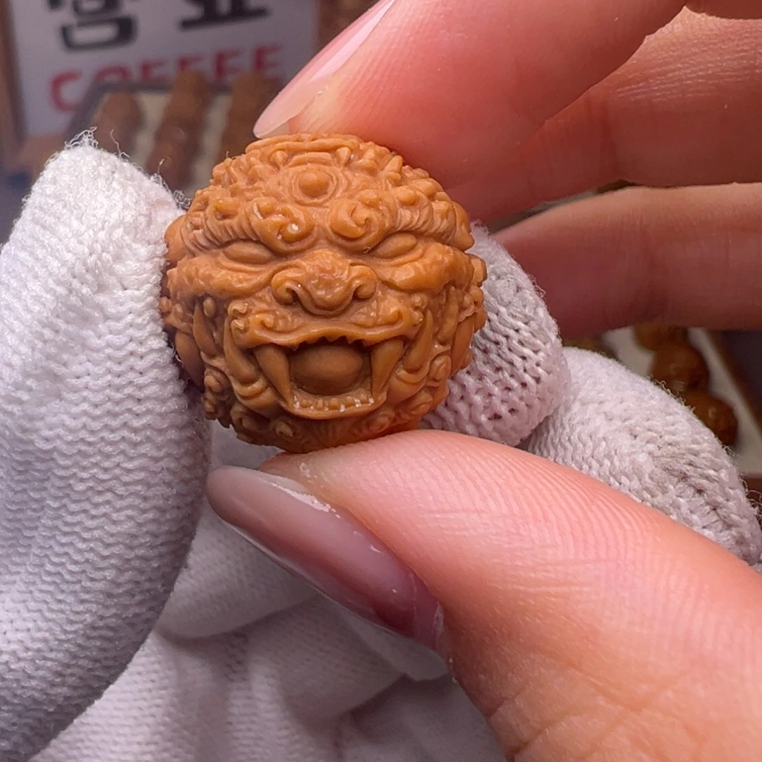 猴头核桃把件精修款唐狮全品有正常封口线