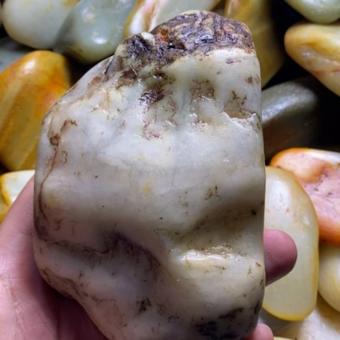 未镶嵌和田玉（糖玉）挂件