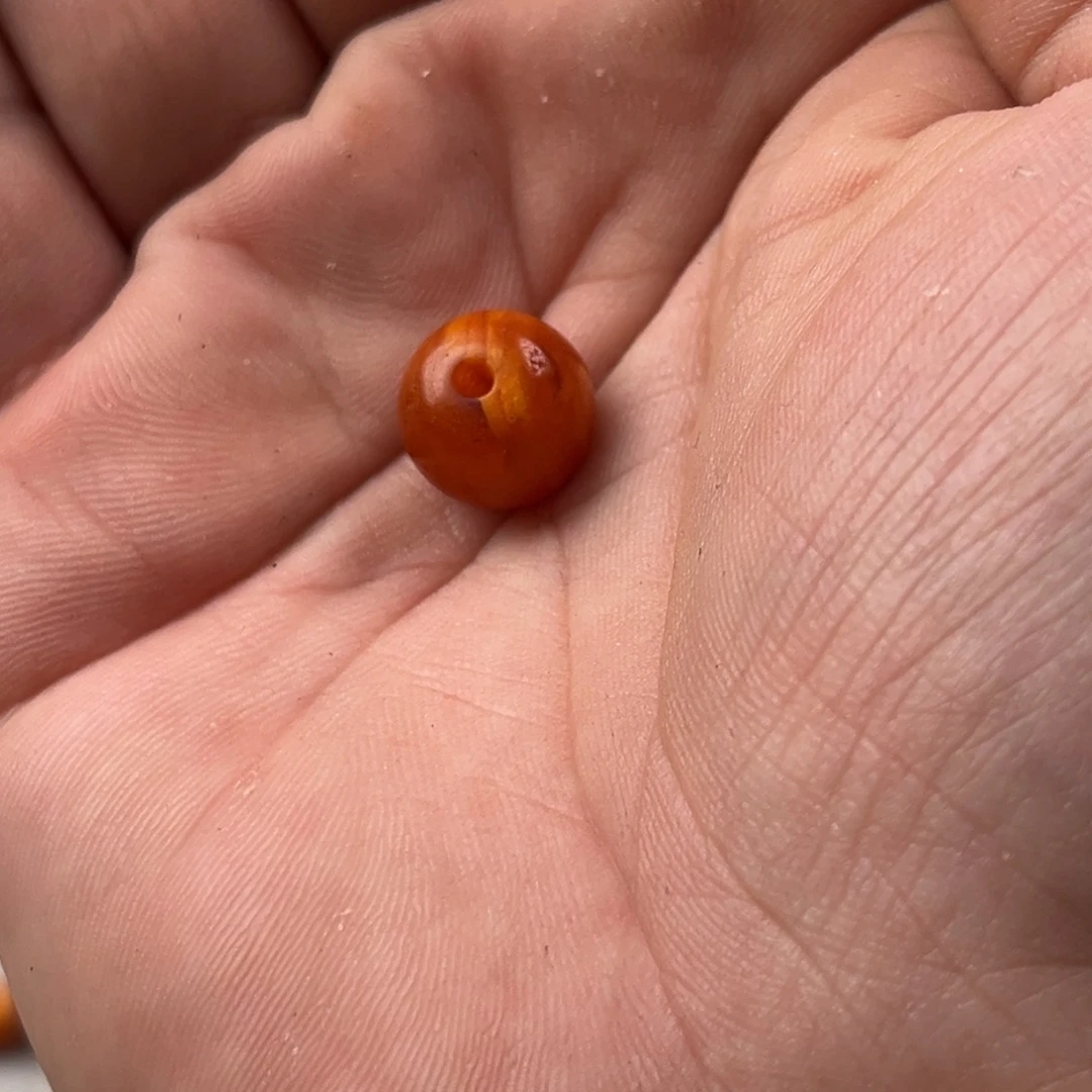 *****蜜蜡未镶嵌颈饰老蜜蜡