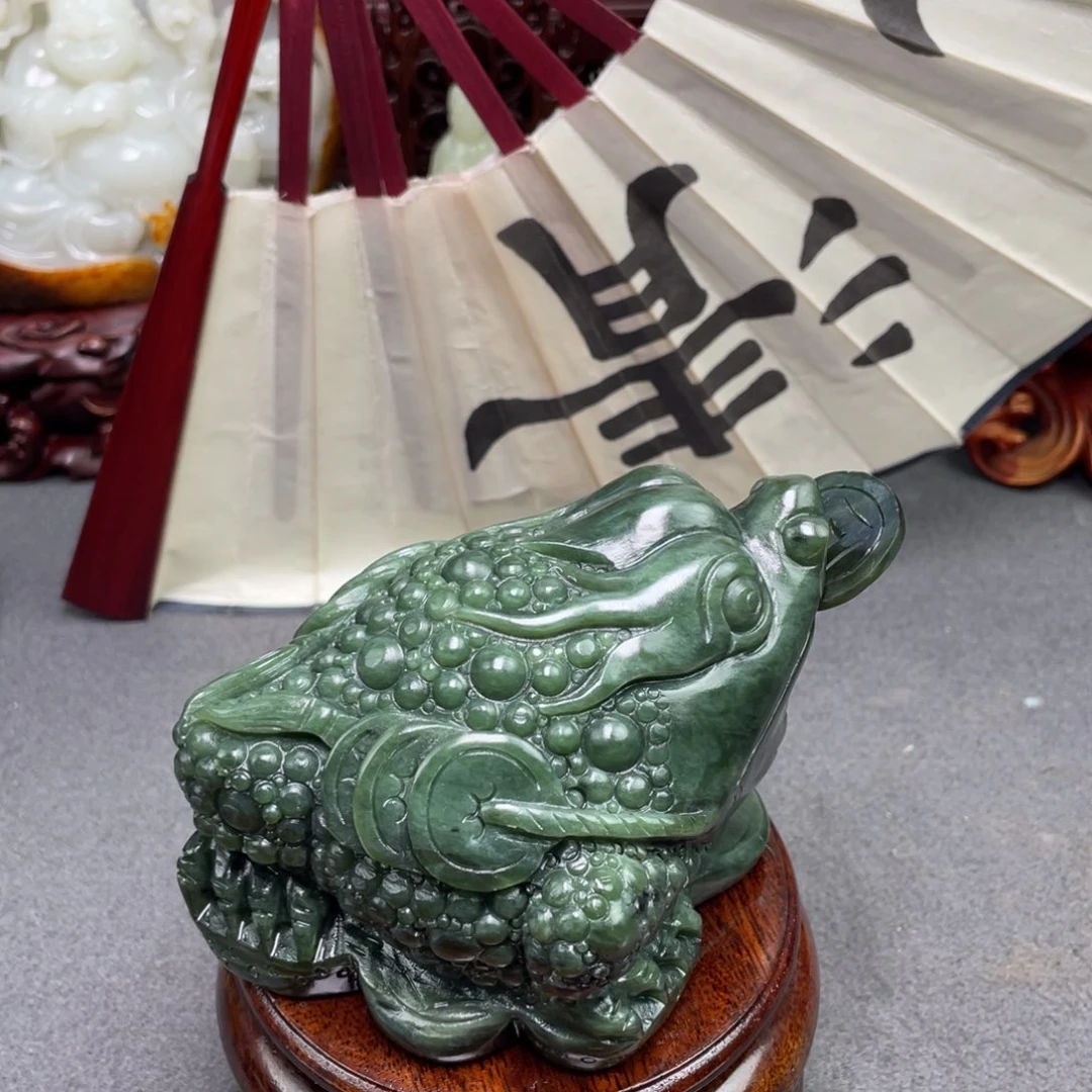 未镶嵌和田玉摆件