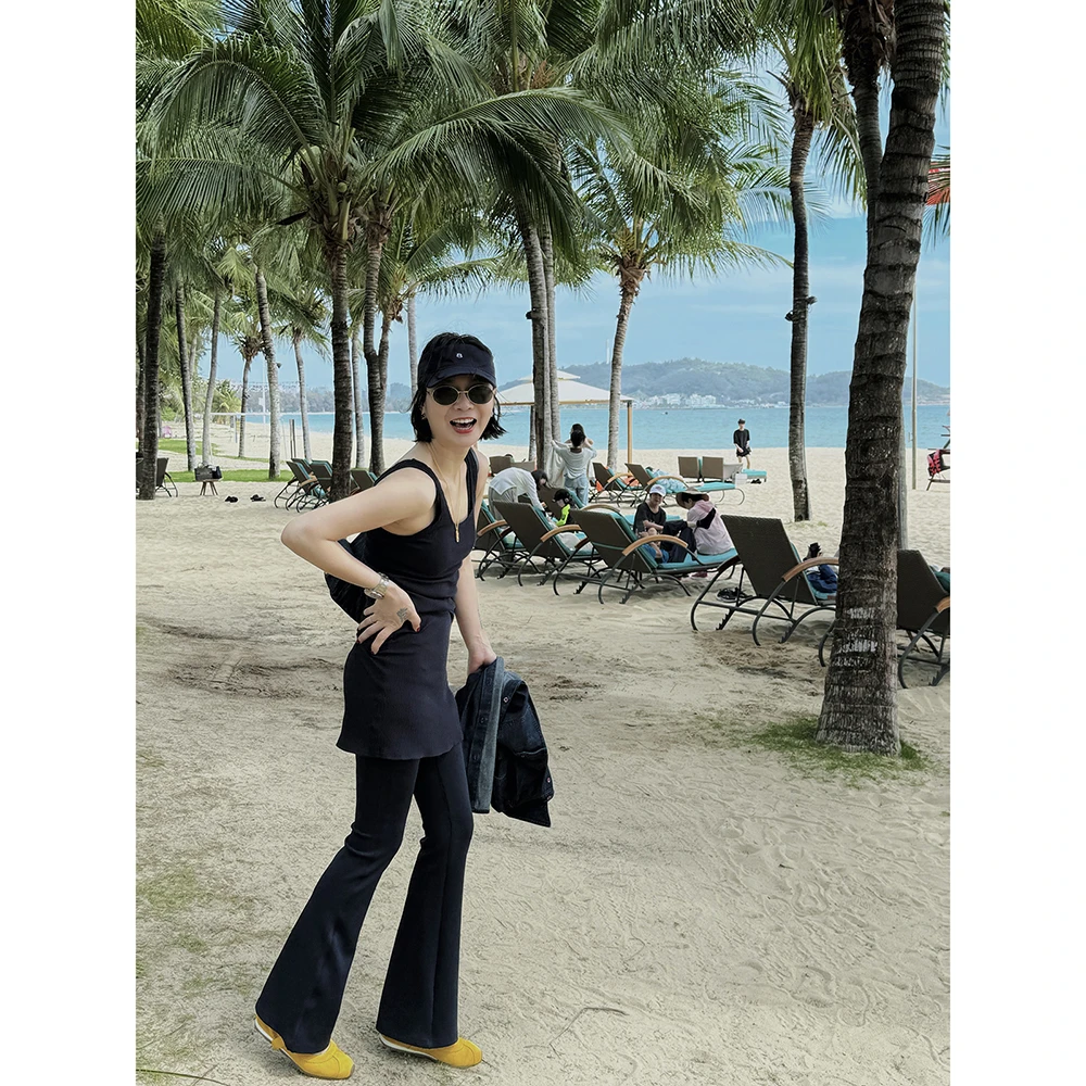 SHIIEELL新款黑色洋气修身显瘦竖坑条棉质背心裙女Z0510